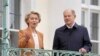 Thủ tướng Đức Olaf Scholz (phải) tiếp Chủ tịch EU Ursula von der Leyen tại Berlin, ngày 5/3/2023.