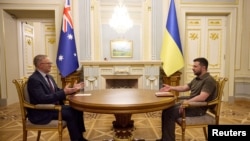 Ukrainian President Zelenskiy attends a joint news briefing with Australian Prime Minister Albanese in Kyiv